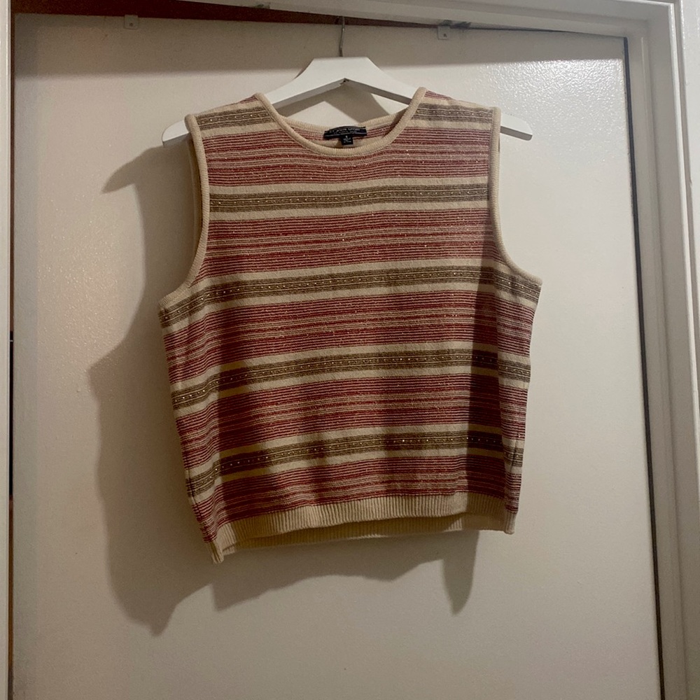 Authentic St. John by Marie Gray sleeveless top. Goes with everything Worn twice